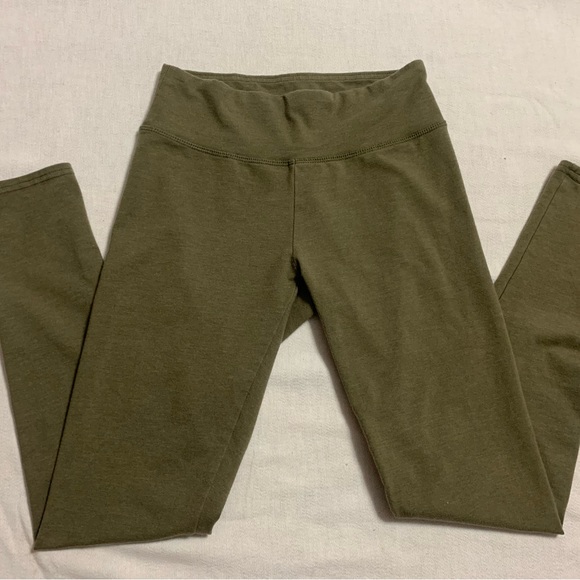 Olive leggings! - Picture 2 of 4